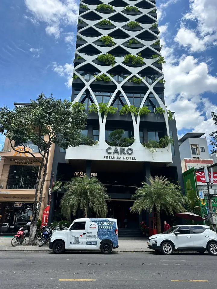 Delivery at Caro Premium Hotel
