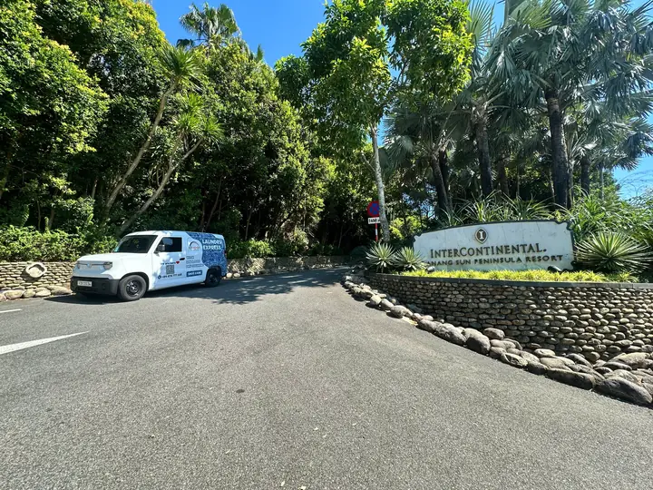 Pickup at InterContinental Sun Peninsula